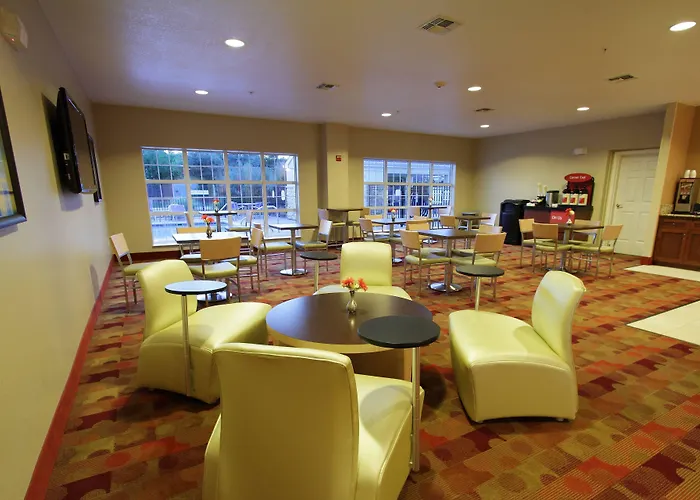 Hotel Towneplace By Marriott